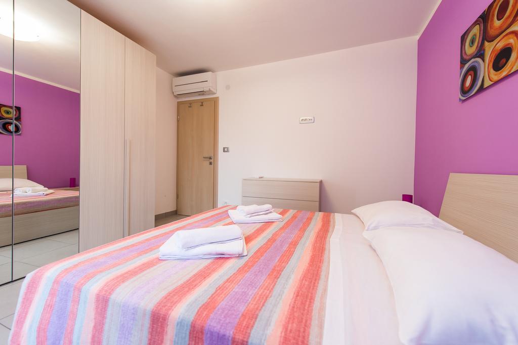 Blue Sky Apartments Rogoznica  Extérieur photo