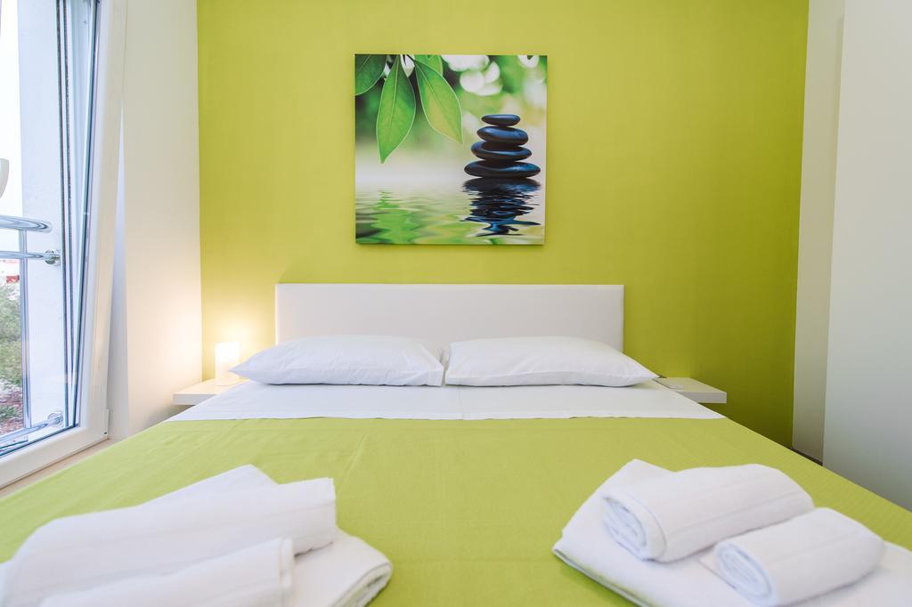 Blue Sky Apartments Rogoznica  Extérieur photo