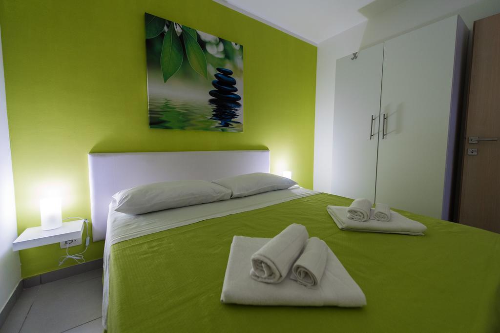 Blue Sky Apartments Rogoznica  Extérieur photo